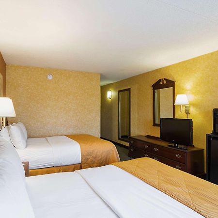 Clarion Inn Fairmont Luaran gambar