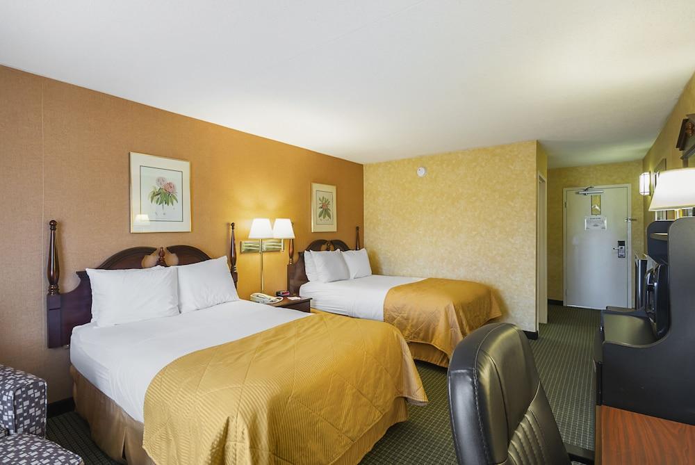 Clarion Inn Fairmont Luaran gambar