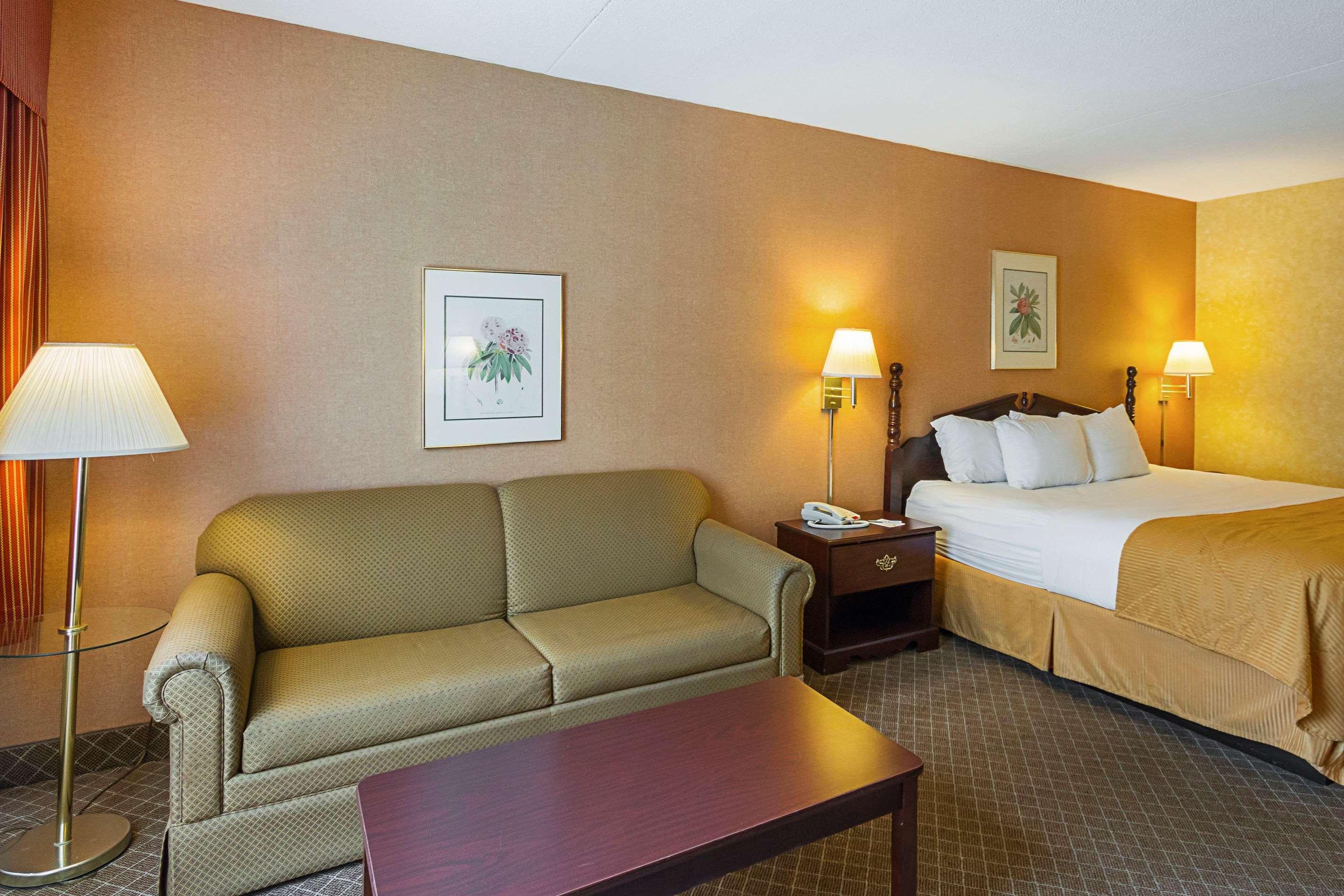 Clarion Inn Fairmont Luaran gambar