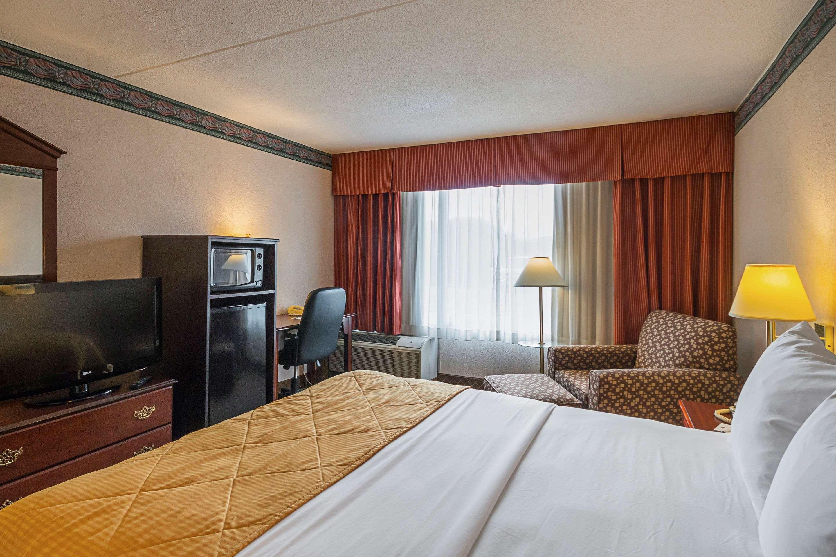 Clarion Inn Fairmont Luaran gambar