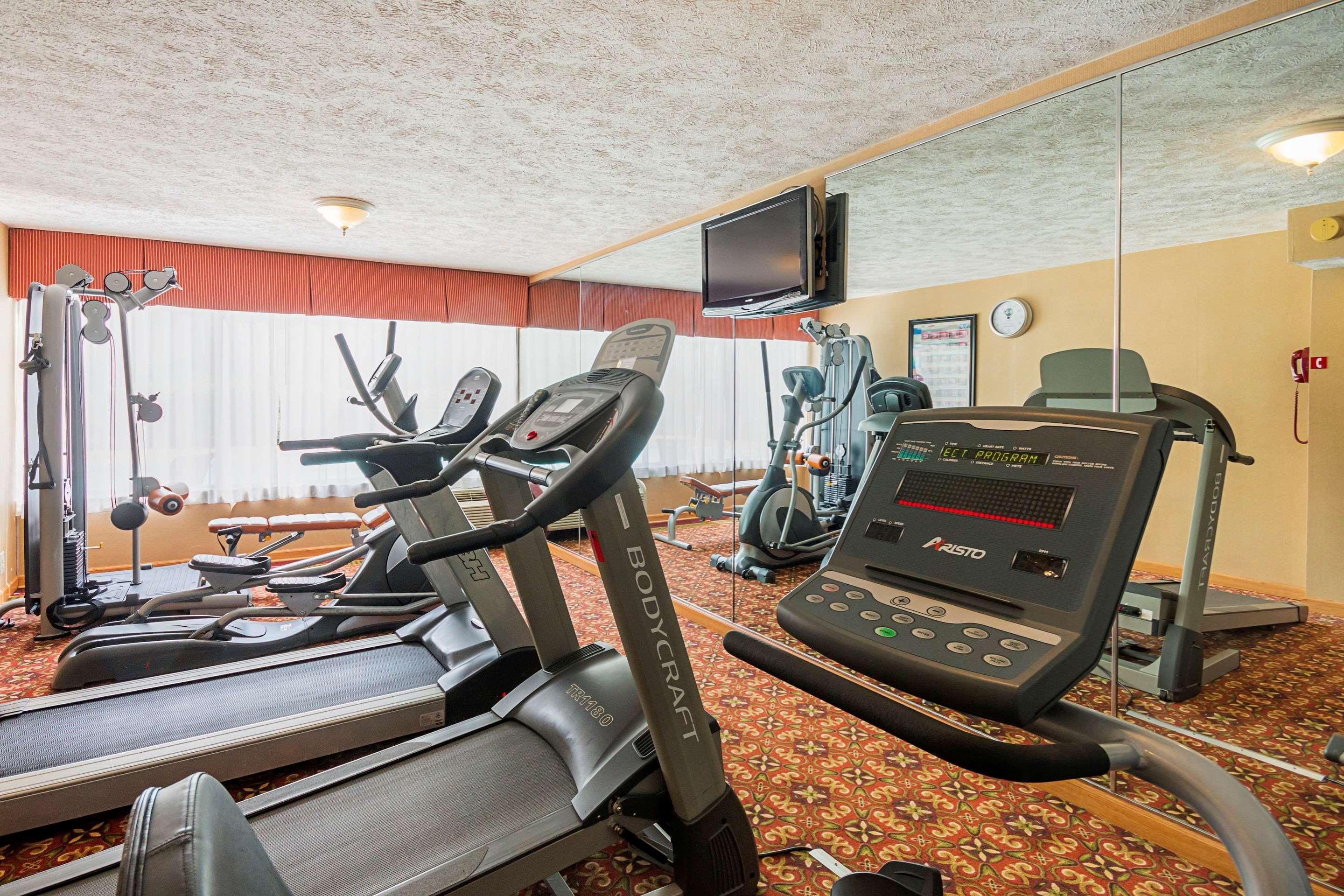 Clarion Inn Fairmont Luaran gambar