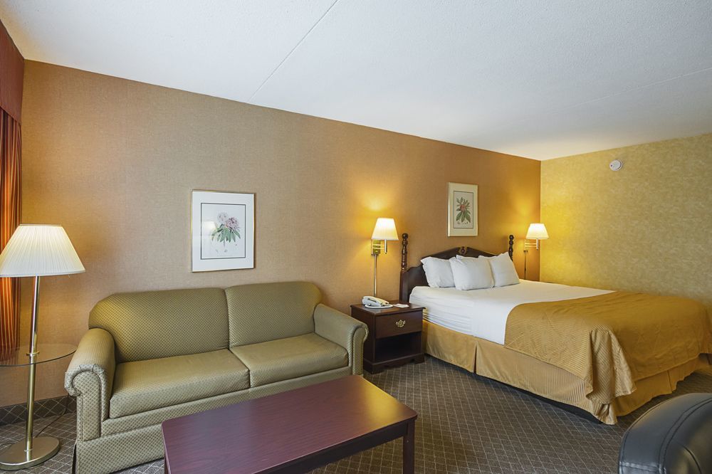 Clarion Inn Fairmont Luaran gambar